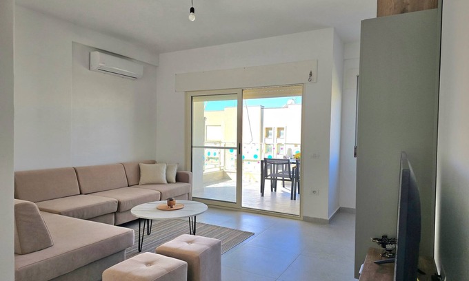 Elbasan Apartment | Apartment in Gjiri Lalzit near Elements Beach
