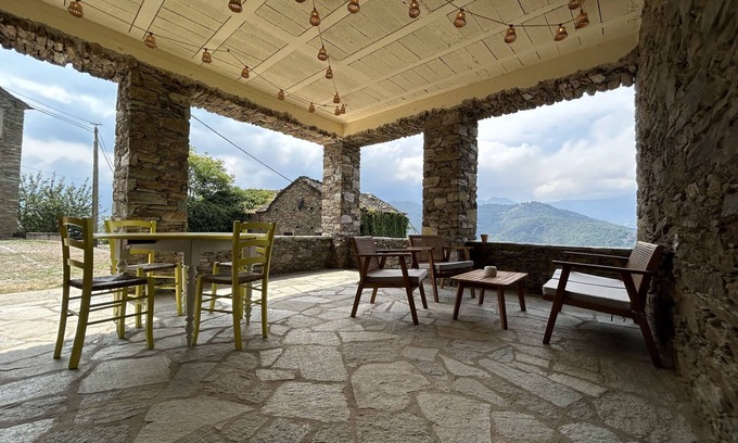 Scata Apartment | Apartment in Haute-Corse in a charming Castagniccia village