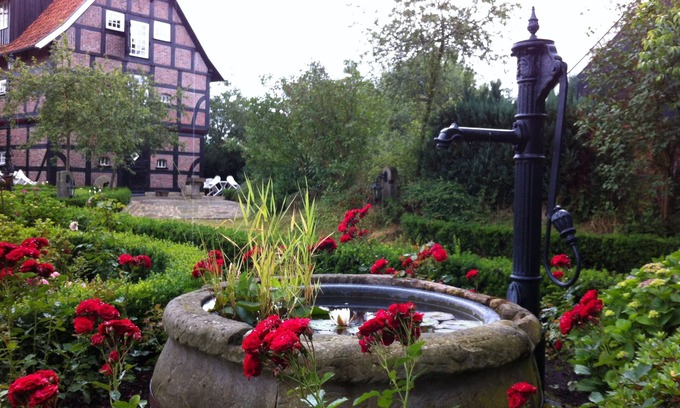 Bad Bentheim Apartment | Apartment in historic Spieker on cycling/hiking routes, golf course, forest location close to A 30,