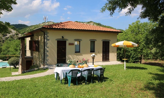 Apecchio Cottage | Apartment in Marche with Pool and Mountain Views