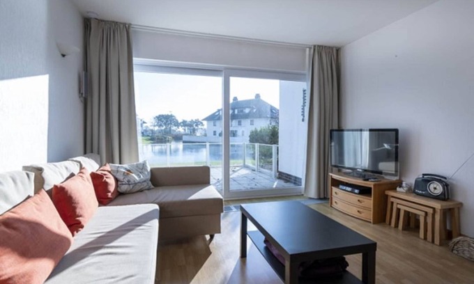 Middelkerke Apartment | Apartment in Middelkerke near Beach & Pool