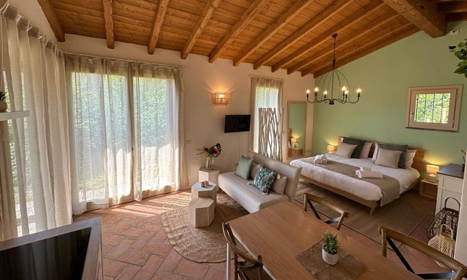 Sirone Apartment | Apartment in Oggiono with 1 bedrooms sleeps 4