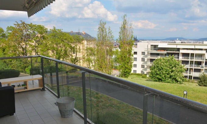 Chamalieres Apartment | Apartment in pleasant residence. 10 minutes' walk from the center of Clermont Ferrand