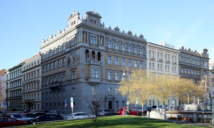 Smichov Apartment | Apartment in Prague by Vltava River