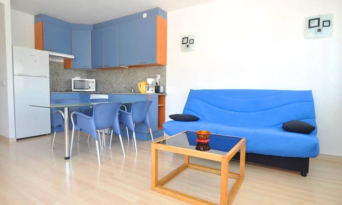Santa Margarida Apartment | Apartment in Roses with large terrace