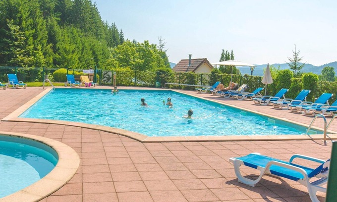 Saales Apartment | Apartment in Saâles with Heated Pool