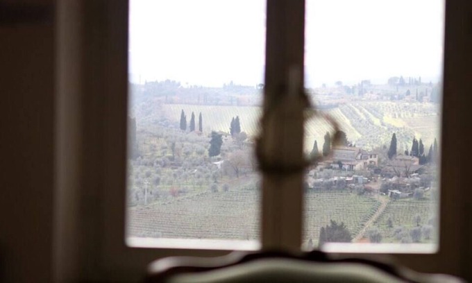 San Gimignano City Centre Apartment | Apartment in San Gimignano with 1 bedrooms sleeps 3