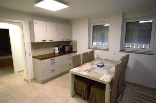 Schmidener Vorstadt Apartment | Apartment in Stuttgart Bad Cannstatt/Nähe Stadtion