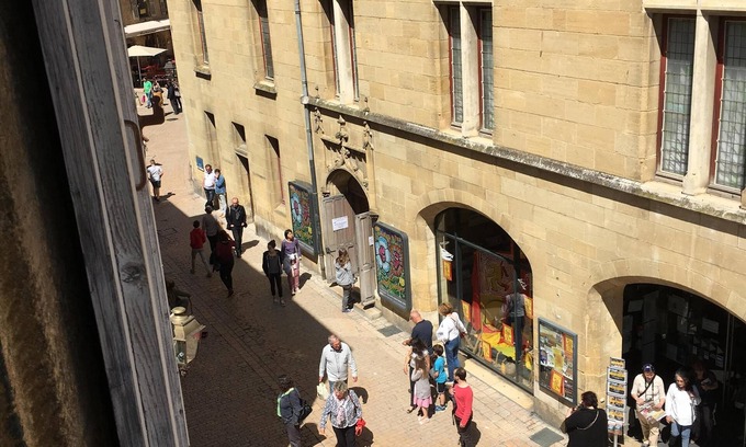 Sarlat-la-Caneda Historic Center Apartment | Apartment in the medieval heart of Sarlat