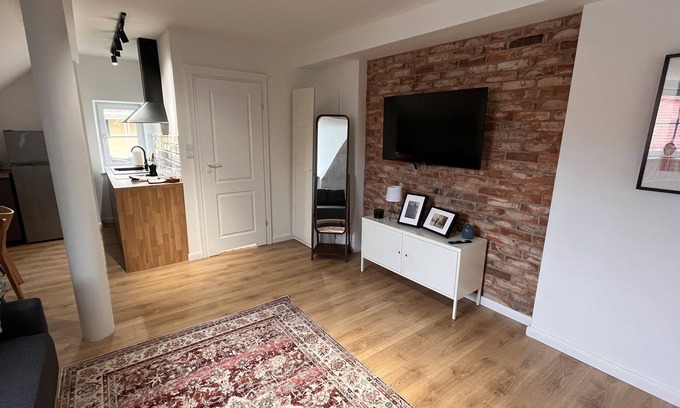 Muranow Apartment | Apartment in the Center of Warsaw in a historic building next to the Old Town.