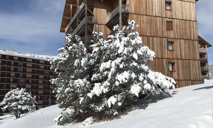 Saint-Etienne-en-Devoluy Apartment | Apartment in the mountains