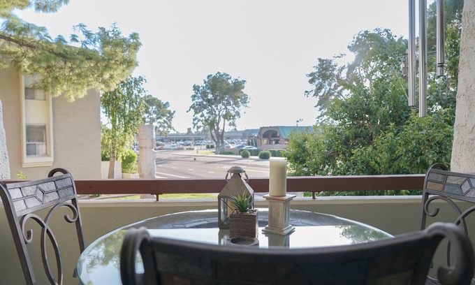 Entertainment District Condo | Apartment in the heart of Old Town Scottsdale! Prime Location!