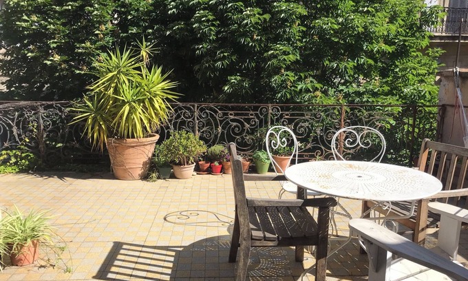 Palais de justice Apartment | Apartment in the heart of Marseille with large terrace