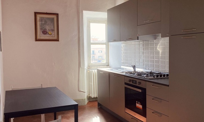 Pontremoli Apartment | Apartment in the historic center overlooking the river
