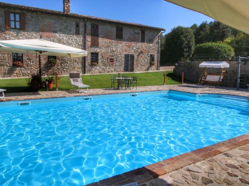 Todi Apartment | Apartment in Todi with Pool & History