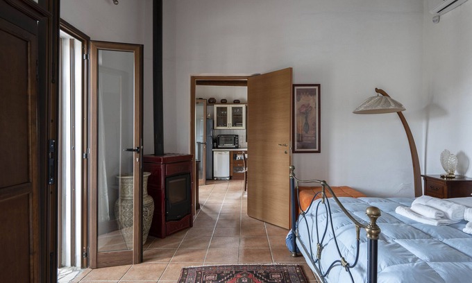 Reitano House | Apartment in two-room villa called Lipari 4/5 beds