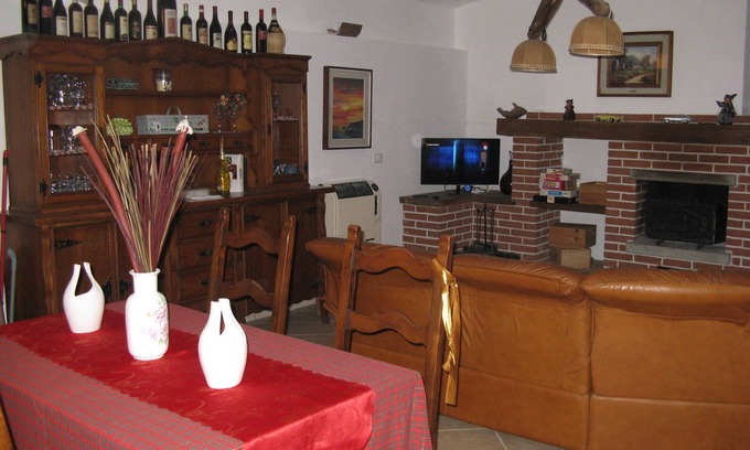 Castellero Apartment | Apartment in typical Piedmontese farmhouse
