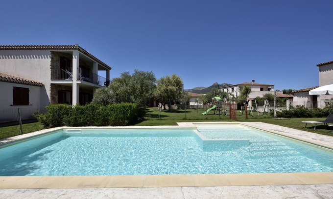 Lotzorai Condo | APARTMENT IN VILLA