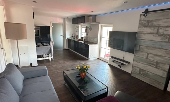 Lindlar Apartment | Apartment 'Josef' with Mountain View, Private Terrace and Wi-Fi