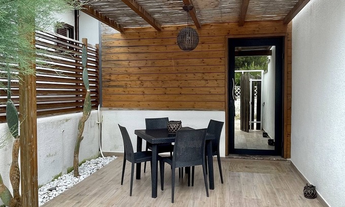 Torre Squillace Apartment | Apartment just a few steps from the sea to enjoy a relaxing vacation