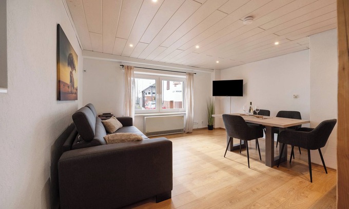 Kaimt Apartment | Apartment 'Kaamter Ferkelsmarkt' with Wi-Fi