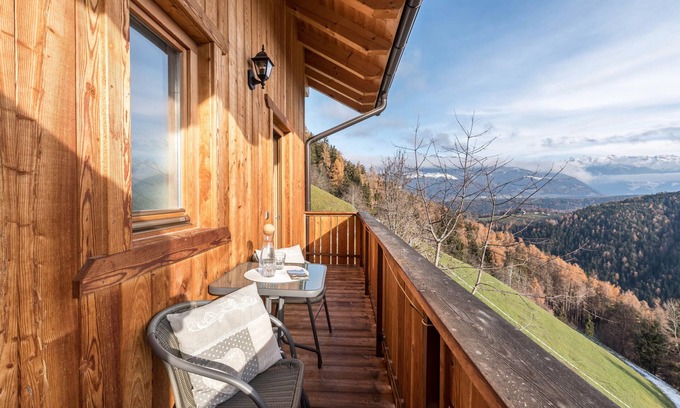 San Lorenzo di Sebato Apartment | Apartment 'Kehrerhof - Alpina' with Mountain View, Balcony & Wi-Fi