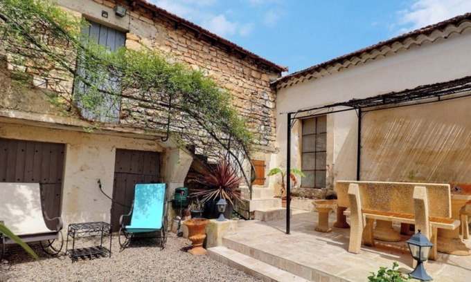 Orgnac-l'Aven Apartment | Apartment 'L'aven' with Balcony and Wi-Fi