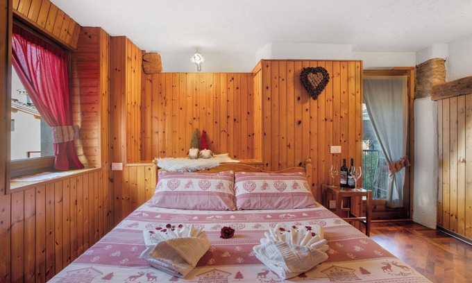 Plan D'introd Apartment | Apartment 'La Petite Maisonnette' with Mountain View and Balcony