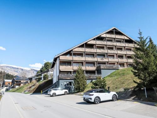 Laax Apartment | Apartment La Prada Wohnung 119 by Interhome