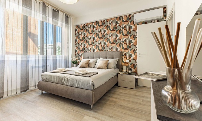 Pisa Apartment | Apartment 'La Tua Casa' with Balcony, Wi-Fi and Air Conditioning