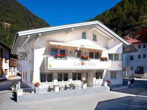 Laengenfeld Apartment | Apartment La Vita by Interhome
