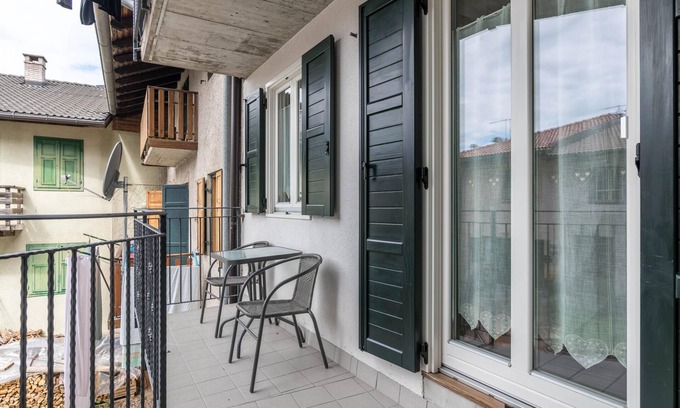 Baselga di Pine Apartment | Apartment 'Lago delle Rane' with Mountain View, Balcony & Wi-Fi