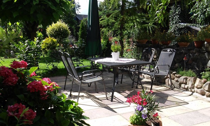 Leest Apartment | Apartment Leest No. 2, country style, sitting area + grill, former farm, by the lake, 85sqm