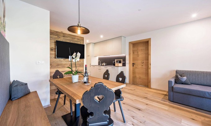 Chifa Apartment | Apartment "Leierhof Olivia" with Mountain View, Wi-Fi, Balcony & Garden