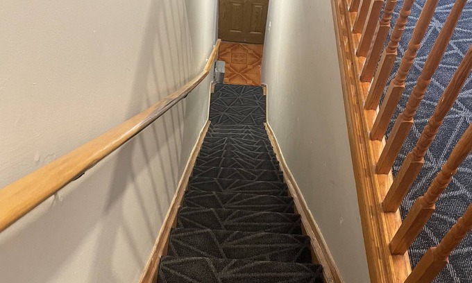 Williamsburg Apartment | Apartment located in prime location in Williamsburg