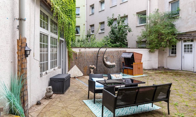 Ostviertel Apartment | Apartment 'Loft Mit Whirlpool, Sauna, Billard' with Private Garden and Wi-Fi
