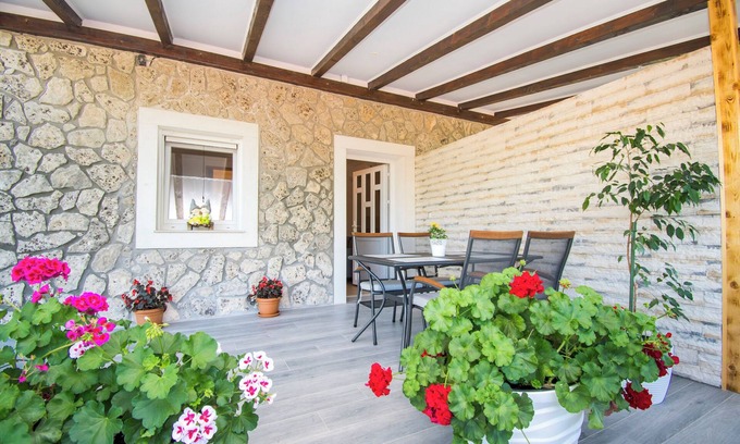 Skradin Apartment | Apartment Luka (87821-A2) - Rupe