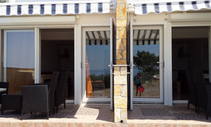 Municipality of Omisalj House | Apartment Manuel With 1 Bedroom With Terrace and sea View