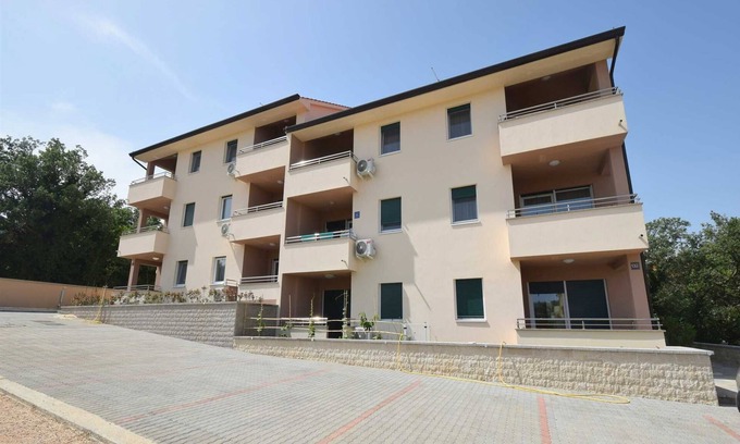 Cizici Apartment | Apartment Medna A5 with gallery
