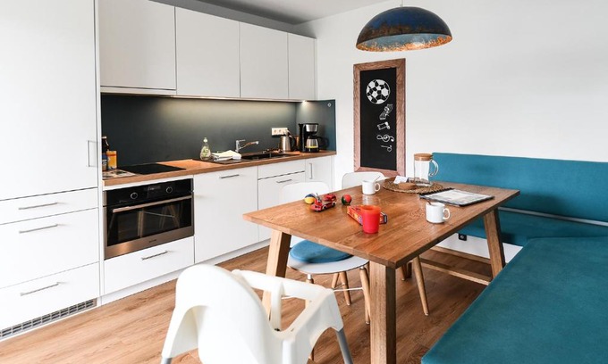 Waggershausen Apartment | Apartment mit überdachtem Balkon 7 7 OG