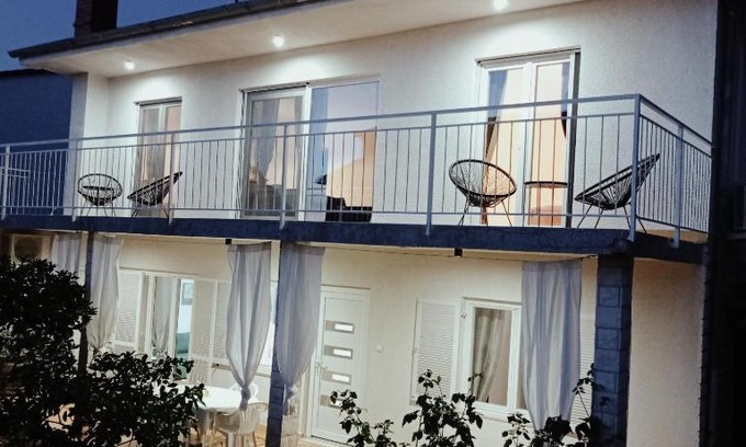 Pjescana Uvala Apartment | Apartment MONAS III