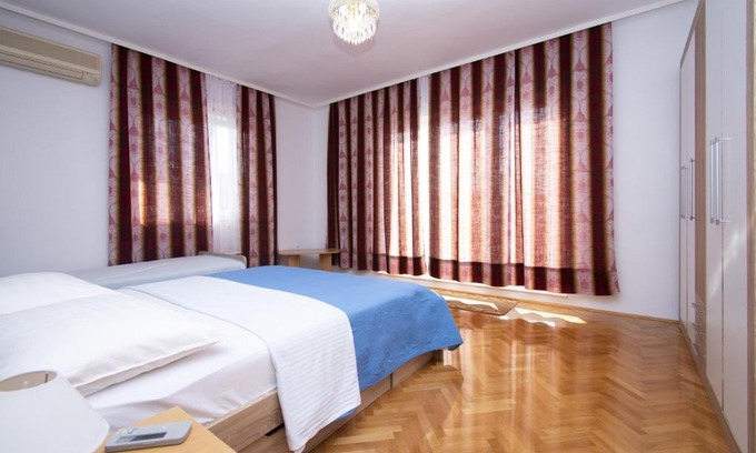 Brodarica Apartment | Apartment Monika