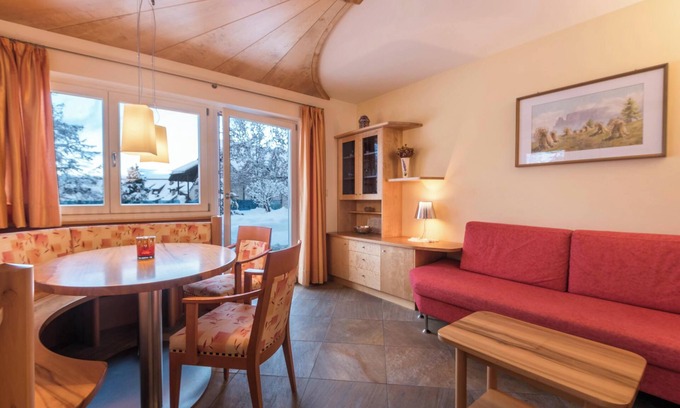 Collalbo Apartment | Apartment Namibia in Villa Anina with Poo