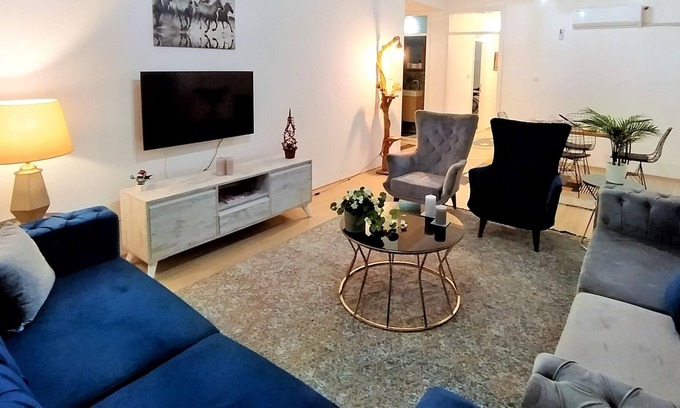 Kaleici Apartment | Apartment near Hadrian’s Gate in Muratpasa