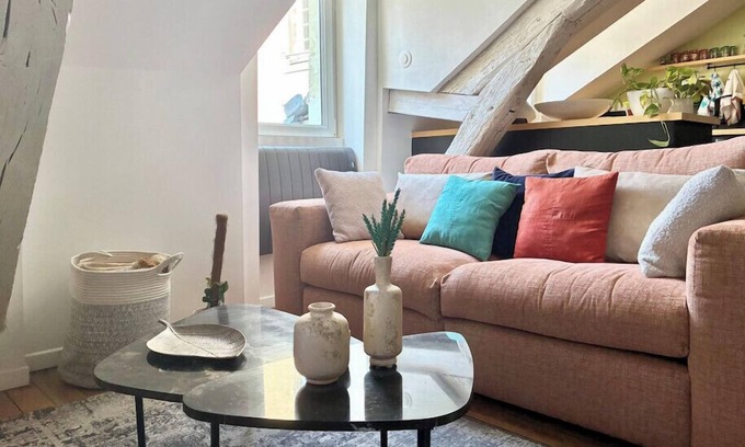 Nantes Centre Apartment | Apartment near the royal square, Nantes