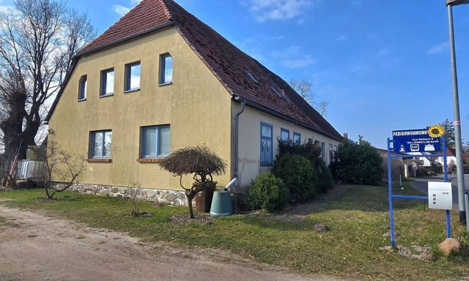 Hirschburg Apartment | Apartment NH6 - Apartment with 2 sep. Bedrooms for 4 persons opposite the