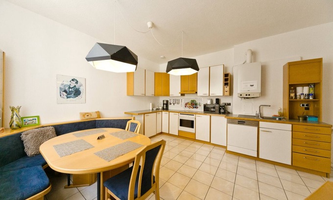 Funfhaus Apartment | Apartment No. 05 in Vienna near Schönbrunn/Westbahnhof | Keyless Check-In