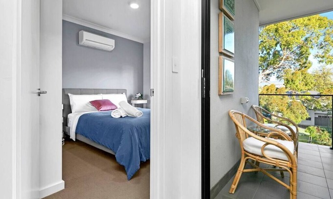 Marden Condo | Apartment on Arabella - Sleeps 4, 3 Bds, Parking