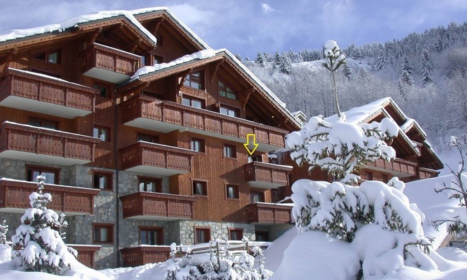 Meribel Village Apartment | Apartment on skis - south exposed with terrace, mountain view - pool & sauna