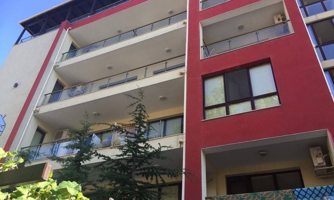 Nessebar Apartment | Apartment on the Sunny Beach with pool.